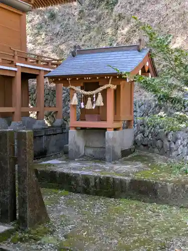 今泉神社の{uncategorized: "未分類", other: "その他", undefined: "問題あり", building: "その他建物", grave: "お墓", sacred_gate: "鳥居", guardian: "狛犬", statue: "像", buddha: "仏像", history: "歴史", nature: "自然", garden: "庭園", animal: "動物", pagoda: "塔", temizu: "手水舎", mountain_gate: "山門・神門", sanctuary: "本殿・本堂", subordinate: "末社・摂社", art: "芸術", scenery: "景色", jizo: "地蔵", ema: "絵馬", goshuin: "御朱印", omikuji: "おみくじ", items: "授与品その他", amulet: "お守り", goshuincho: "御朱印帳", eats: "食事", festival: "お祭り", votive_dance: "神楽", shichigosan: "七五三参", wedding: "結婚式", experience: "体験その他", initially: "初詣", around: "周辺", anti_infection: "感染症対策"}