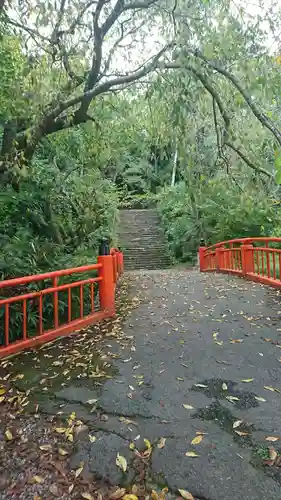 亀岡八幡宮の庭園