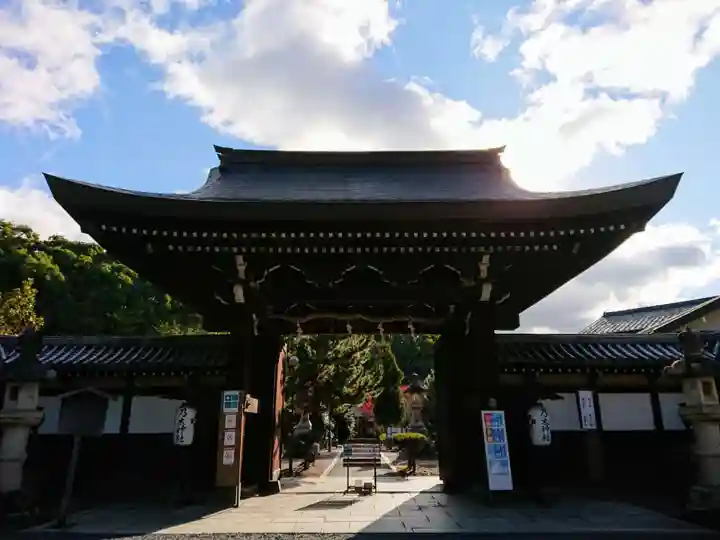 京都乃木神社の山門・神門