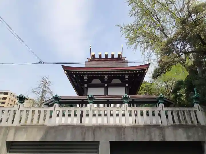 鳥越神社の本殿・本堂