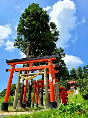 高屋敷稲荷神社の鳥居