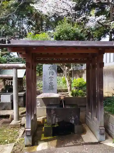 前原御嶽神社の末社