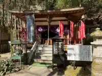 大本山七宝瀧寺の{uncategorized: "未分類", other: "その他", undefined: "問題あり", building: "その他建物", grave: "お墓", sacred_gate: "鳥居", guardian: "狛犬", statue: "像", buddha: "仏像", history: "歴史", nature: "自然", garden: "庭園", animal: "動物", pagoda: "塔", temizu: "手水舎", mountain_gate: "山門・神門", sanctuary: "本殿・本堂", subordinate: "末社・摂社", art: "芸術", scenery: "景色", jizo: "地蔵", ema: "絵馬", goshuin: "御朱印", omikuji: "おみくじ", items: "授与品その他", amulet: "お守り", goshuincho: "御朱印帳", eats: "食事", festival: "お祭り", votive_dance: "神楽", shichigosan: "七五三参", wedding: "結婚式", experience: "体験その他", initially: "初詣", around: "周辺", anti_infection: "感染症対策"}