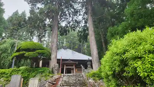 石行寺の周辺