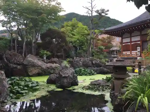 瑞圭山　浄国寺の庭園