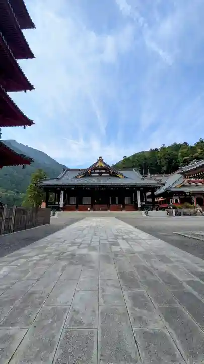 久遠寺(山梨県)