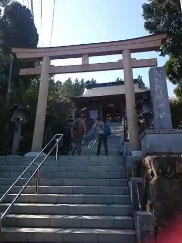 武蔵御嶽神社の鳥居