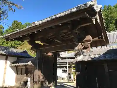 箸蔵寺の山門・神門