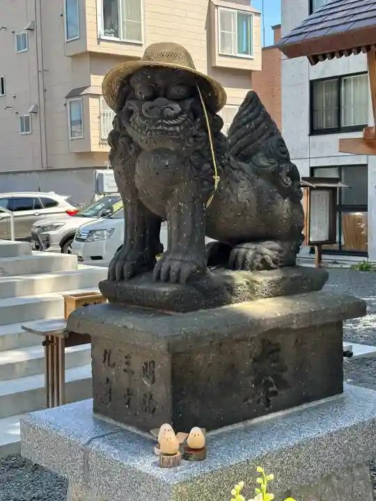 札幌諏訪神社の狛犬