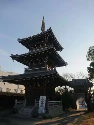 寿泉寺の塔