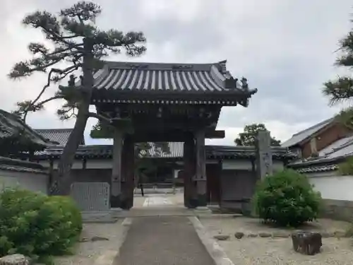 西方寺の{uncategorized: "未分類", other: "その他", undefined: "問題あり", building: "その他建物", grave: "お墓", sacred_gate: "鳥居", guardian: "狛犬", statue: "像", buddha: "仏像", history: "歴史", nature: "自然", garden: "庭園", animal: "動物", pagoda: "塔", temizu: "手水舎", mountain_gate: "山門・神門", sanctuary: "本殿・本堂", subordinate: "末社・摂社", art: "芸術", scenery: "景色", jizo: "地蔵", ema: "絵馬", goshuin: "御朱印", omikuji: "おみくじ", items: "授与品その他", amulet: "お守り", goshuincho: "御朱印帳", eats: "食事", festival: "お祭り", votive_dance: "神楽", shichigosan: "七五三参", wedding: "結婚式", experience: "体験その他", initially: "初詣", around: "周辺", anti_infection: "感染症対策"}