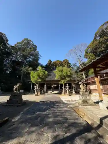 糸島市宇美八幡宮の{uncategorized: "未分類", other: "その他", undefined: "問題あり", building: "その他建物", grave: "お墓", sacred_gate: "鳥居", guardian: "狛犬", statue: "像", buddha: "仏像", history: "歴史", nature: "自然", garden: "庭園", animal: "動物", pagoda: "塔", temizu: "手水舎", mountain_gate: "山門・神門", sanctuary: "本殿・本堂", subordinate: "末社・摂社", art: "芸術", scenery: "景色", jizo: "地蔵", ema: "絵馬", goshuin: "御朱印", omikuji: "おみくじ", items: "授与品その他", amulet: "お守り", goshuincho: "御朱印帳", eats: "食事", festival: "お祭り", votive_dance: "神楽", shichigosan: "七五三参", wedding: "結婚式", experience: "体験その他", initially: "初詣", around: "周辺", anti_infection: "感染症対策"}