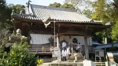 常楽寺の本殿・本堂