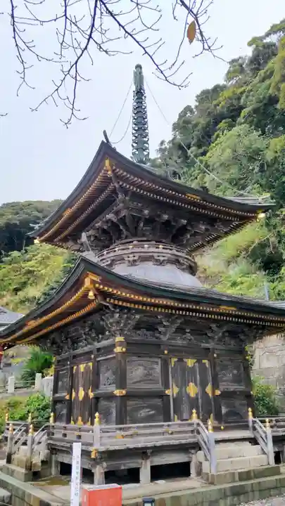 那古寺の塔