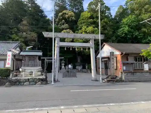 川添神社の鳥居