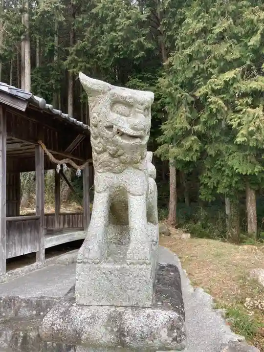 明見神社の狛犬