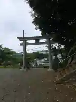 八雲神社(北鎌倉・山ノ内)の{uncategorized: "未分類", other: "その他", undefined: "問題あり", building: "その他建物", grave: "お墓", sacred_gate: "鳥居", guardian: "狛犬", statue: "像", buddha: "仏像", history: "歴史", nature: "自然", garden: "庭園", animal: "動物", pagoda: "塔", temizu: "手水舎", mountain_gate: "山門・神門", sanctuary: "本殿・本堂", subordinate: "末社・摂社", art: "芸術", scenery: "景色", jizo: "地蔵", ema: "絵馬", goshuin: "御朱印", omikuji: "おみくじ", items: "授与品その他", amulet: "お守り", goshuincho: "御朱印帳", eats: "食事", festival: "お祭り", votive_dance: "神楽", shichigosan: "七五三参", wedding: "結婚式", experience: "体験その他", initially: "初詣", around: "周辺", anti_infection: "感染症対策"}