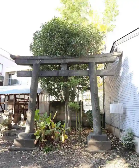 白髭神社の鳥居