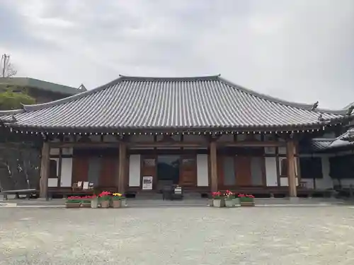 泉蔵寺の本殿・本堂