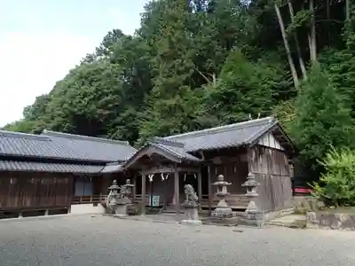 葛神社の本殿・本堂
