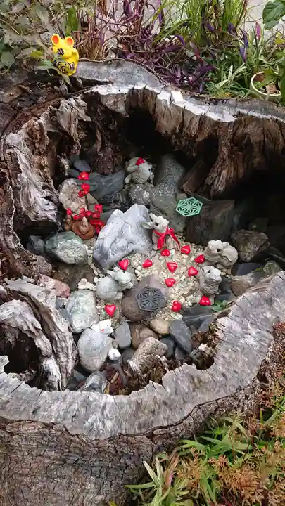 三輪神社の庭園