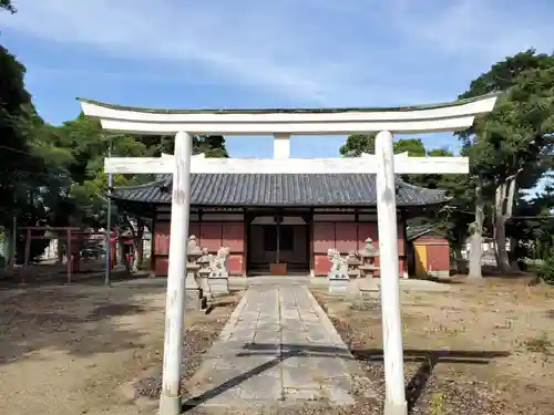 八幡神社の鳥居