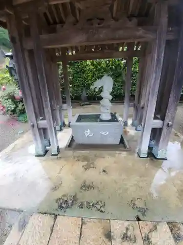 龍泉寺(龍頭不動尊)の手水舎