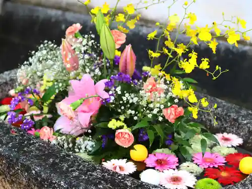 三津厳島神社の手水舎