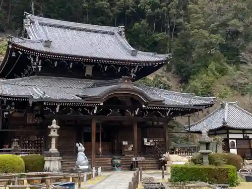 三室戸寺の本殿・本堂