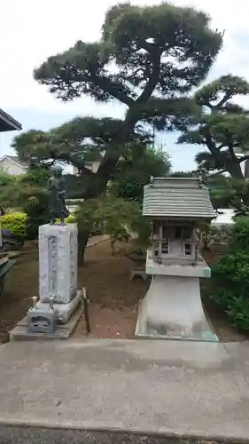 醫王寺(黄金身代り不動尊) の末社