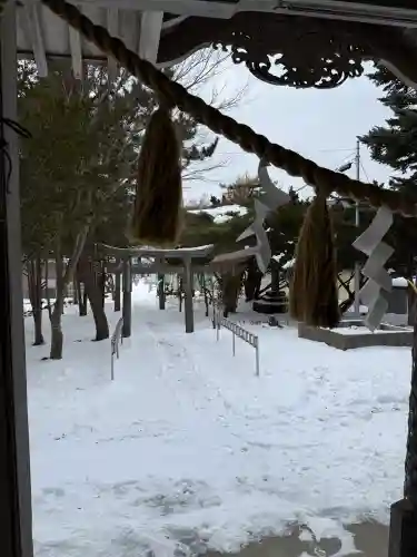 厳島神社の{uncategorized: "未分類", other: "その他", undefined: "問題あり", building: "その他建物", grave: "お墓", sacred_gate: "鳥居", guardian: "狛犬", statue: "像", buddha: "仏像", history: "歴史", nature: "自然", garden: "庭園", animal: "動物", pagoda: "塔", temizu: "手水舎", mountain_gate: "山門・神門", sanctuary: "本殿・本堂", subordinate: "末社・摂社", art: "芸術", scenery: "景色", jizo: "地蔵", ema: "絵馬", goshuin: "御朱印", omikuji: "おみくじ", items: "授与品その他", amulet: "お守り", goshuincho: "御朱印帳", eats: "食事", festival: "お祭り", votive_dance: "神楽", shichigosan: "七五三参", wedding: "結婚式", experience: "体験その他", initially: "初詣", around: "周辺", anti_infection: "感染症対策"}