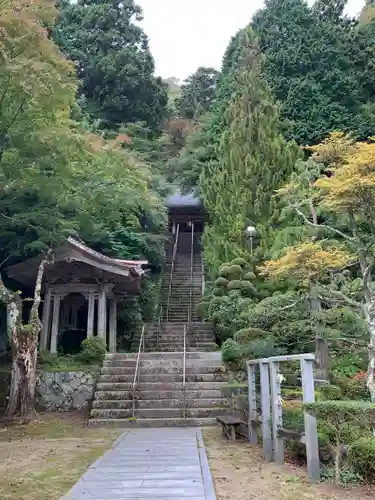 赤井嶽薬師 常福寺の本殿