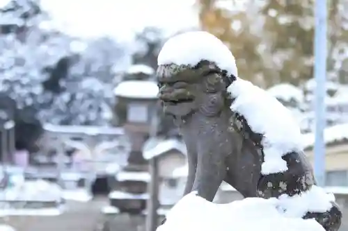 前玉神社の{uncategorized: "未分類", other: "その他", undefined: "問題あり", building: "その他建物", grave: "お墓", sacred_gate: "鳥居", guardian: "狛犬", statue: "像", buddha: "仏像", history: "歴史", nature: "自然", garden: "庭園", animal: "動物", pagoda: "塔", temizu: "手水舎", mountain_gate: "山門・神門", sanctuary: "本殿・本堂", subordinate: "末社・摂社", art: "芸術", scenery: "景色", jizo: "地蔵", ema: "絵馬", goshuin: "御朱印", omikuji: "おみくじ", items: "授与品その他", amulet: "お守り", goshuincho: "御朱印帳", eats: "食事", festival: "お祭り", votive_dance: "神楽", shichigosan: "七五三参", wedding: "結婚式", experience: "体験その他", initially: "初詣", around: "周辺", anti_infection: "感染症対策"}