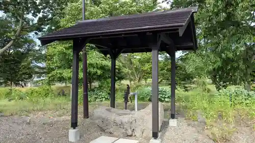 東瓜幕八幡神社の手水舎
