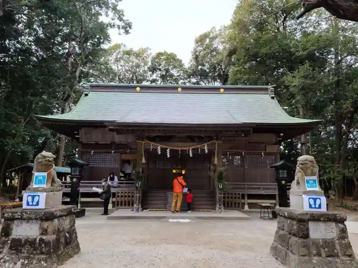 諏訪八幡神社の本殿・本堂