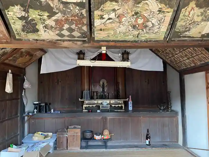 伊庭薬師堂(滋賀県)