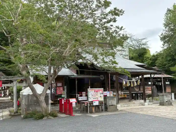 賀茂別雷神社の{uncategorized: "未分類", other: "その他", undefined: "問題あり", building: "その他建物", grave: "お墓", sacred_gate: "鳥居", guardian: "狛犬", statue: "像", buddha: "仏像", history: "歴史", nature: "自然", garden: "庭園", animal: "動物", pagoda: "塔", temizu: "手水舎", mountain_gate: "山門・神門", sanctuary: "本殿・本堂", subordinate: "末社・摂社", art: "芸術", scenery: "景色", jizo: "地蔵", ema: "絵馬", goshuin: "御朱印", omikuji: "おみくじ", items: "授与品その他", amulet: "お守り", goshuincho: "御朱印帳", eats: "食事", festival: "お祭り", votive_dance: "神楽", shichigosan: "七五三参", wedding: "結婚式", experience: "体験その他", initially: "初詣", around: "周辺", anti_infection: "感染症対策"}