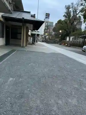 茨木神社の{uncategorized: "未分類", other: "その他", undefined: "問題あり", building: "その他建物", grave: "お墓", sacred_gate: "鳥居", guardian: "狛犬", statue: "像", buddha: "仏像", history: "歴史", nature: "自然", garden: "庭園", animal: "動物", pagoda: "塔", temizu: "手水舎", mountain_gate: "山門・神門", sanctuary: "本殿・本堂", subordinate: "末社・摂社", art: "芸術", scenery: "景色", jizo: "地蔵", ema: "絵馬", goshuin: "御朱印", omikuji: "おみくじ", items: "授与品その他", amulet: "お守り", goshuincho: "御朱印帳", eats: "食事", festival: "お祭り", votive_dance: "神楽", shichigosan: "七五三参", wedding: "結婚式", experience: "体験その他", initially: "初詣", around: "周辺", anti_infection: "感染症対策"}