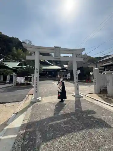 比治山神社の{uncategorized: "未分類", other: "その他", undefined: "問題あり", building: "その他建物", grave: "お墓", sacred_gate: "鳥居", guardian: "狛犬", statue: "像", buddha: "仏像", history: "歴史", nature: "自然", garden: "庭園", animal: "動物", pagoda: "塔", temizu: "手水舎", mountain_gate: "山門・神門", sanctuary: "本殿・本堂", subordinate: "末社・摂社", art: "芸術", scenery: "景色", jizo: "地蔵", ema: "絵馬", goshuin: "御朱印", omikuji: "おみくじ", items: "授与品その他", amulet: "お守り", goshuincho: "御朱印帳", eats: "食事", festival: "お祭り", votive_dance: "神楽", shichigosan: "七五三参", wedding: "結婚式", experience: "体験その他", initially: "初詣", around: "周辺", anti_infection: "感染症対策"}
