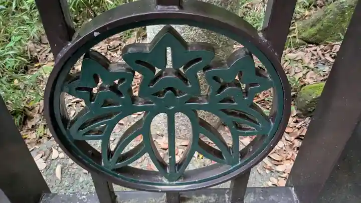 法華堂跡(源頼朝墓・北条義時墓)の芸術