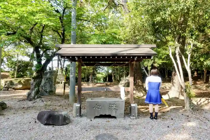 西尾神社の手水舎