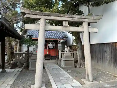 菅大臣神社の{uncategorized: "未分類", other: "その他", undefined: "問題あり", building: "その他建物", grave: "お墓", sacred_gate: "鳥居", guardian: "狛犬", statue: "像", buddha: "仏像", history: "歴史", nature: "自然", garden: "庭園", animal: "動物", pagoda: "塔", temizu: "手水舎", mountain_gate: "山門・神門", sanctuary: "本殿・本堂", subordinate: "末社・摂社", art: "芸術", scenery: "景色", jizo: "地蔵", ema: "絵馬", goshuin: "御朱印", omikuji: "おみくじ", items: "授与品その他", amulet: "お守り", goshuincho: "御朱印帳", eats: "食事", festival: "お祭り", votive_dance: "神楽", shichigosan: "七五三参", wedding: "結婚式", experience: "体験その他", initially: "初詣", around: "周辺", anti_infection: "感染症対策"}
