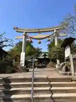 第六天神社の{uncategorized: "未分類", other: "その他", undefined: "問題あり", building: "その他建物", grave: "お墓", sacred_gate: "鳥居", guardian: "狛犬", statue: "像", buddha: "仏像", history: "歴史", nature: "自然", garden: "庭園", animal: "動物", pagoda: "塔", temizu: "手水舎", mountain_gate: "山門・神門", sanctuary: "本殿・本堂", subordinate: "末社・摂社", art: "芸術", scenery: "景色", jizo: "地蔵", ema: "絵馬", goshuin: "御朱印", omikuji: "おみくじ", items: "授与品その他", amulet: "お守り", goshuincho: "御朱印帳", eats: "食事", festival: "お祭り", votive_dance: "神楽", shichigosan: "七五三参", wedding: "結婚式", experience: "体験その他", initially: "初詣", around: "周辺", anti_infection: "感染症対策"}
