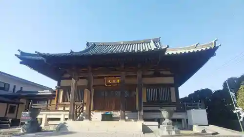 光蔵寺の本殿・本堂