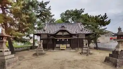 中畝神社の本殿・本堂