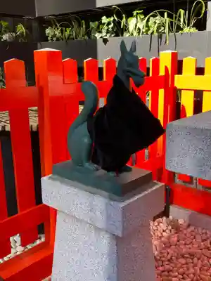 豊受稲荷神社の狛犬