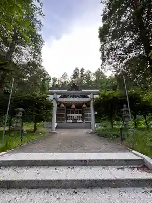 由仁神社(北海道)