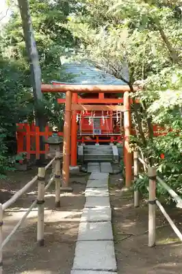 越ヶ谷久伊豆神社の鳥居