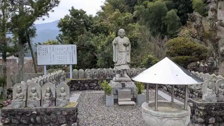 龍岡寺の仏像