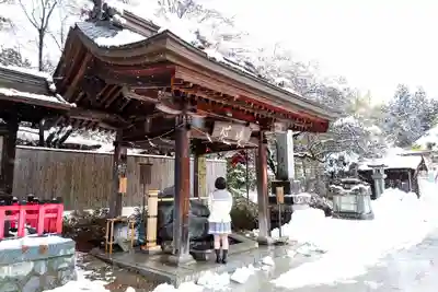 盛岡八幡宮の手水舎